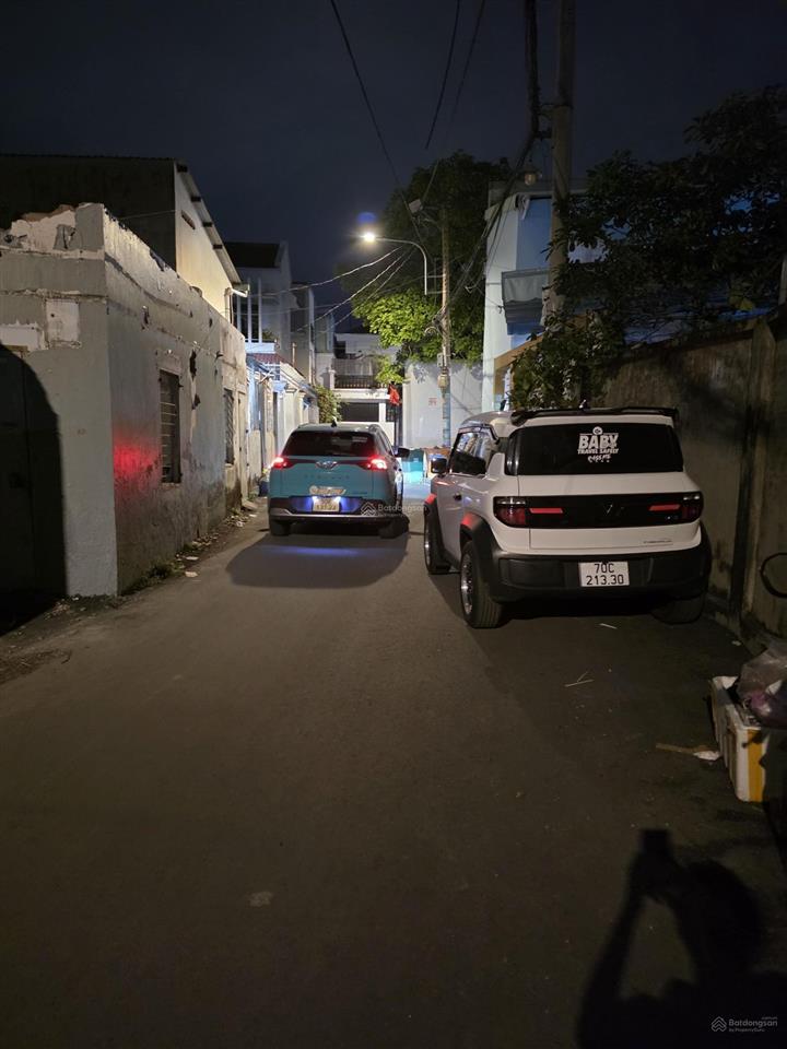 Chính chủ bán lô đất linh trung dt 4.5 x15m hẻm xe hơi thông giá 6ty2  0397 939 ***