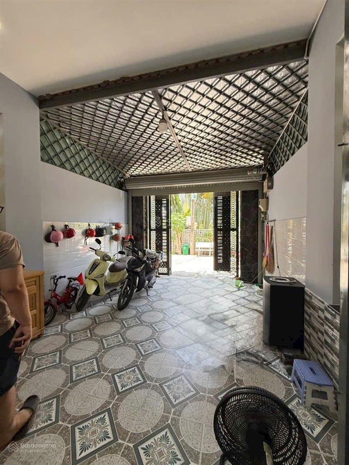 Bán nhà 1 trệt 2 lầu gần khu dân cư hồng long phường hiệp bình phước thủ đức
