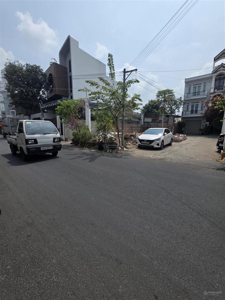 Chính chủ gửi bán lô đất góc 2 mt đường 12 trường thọ diện tích 7m x 15m hàng hiếm