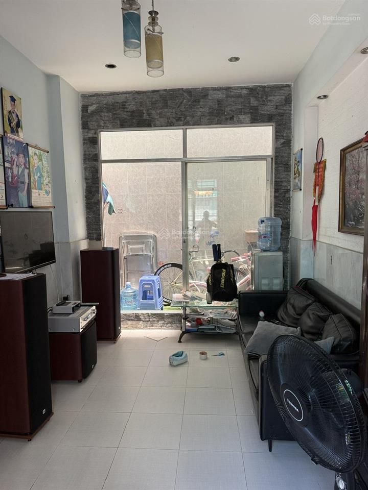 Bán căn nhà cấp 4 đường số 18 ngay cạnh phạm văn đồng gần gigamaill thủ đức, phường hiệp bình chánh