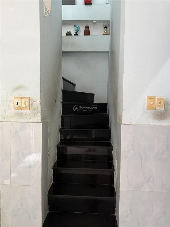 Bán căn nhà cấp 4 đường số 18 ngay cạnh phạm văn đồng gần gigamaill thủ đức, phường hiệp bình chánh