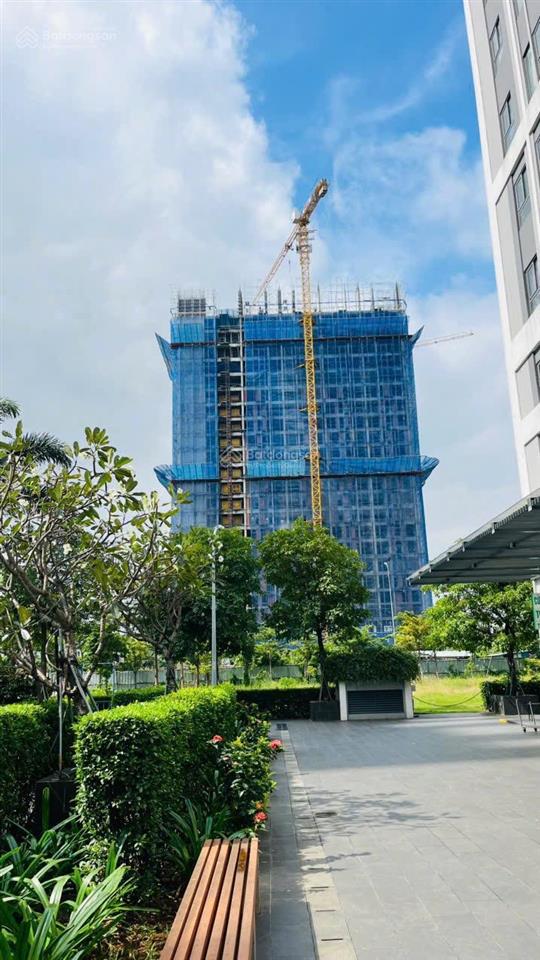 Cần bán gấp căn hộ citi grand hướng đông bắc view công viên, giá 3,1 tỷ.  0901 603 ***