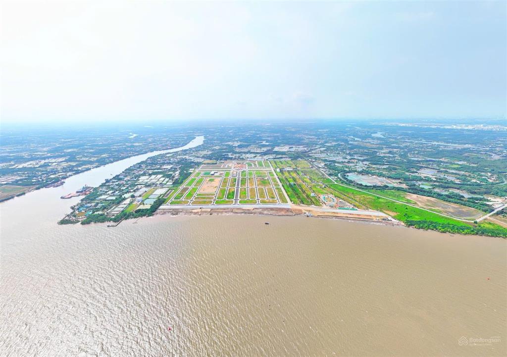 Cần bán nhanh nền c2, gần sông, sổ đỏ, giá 1.55 tỷ.  0901 603 ***