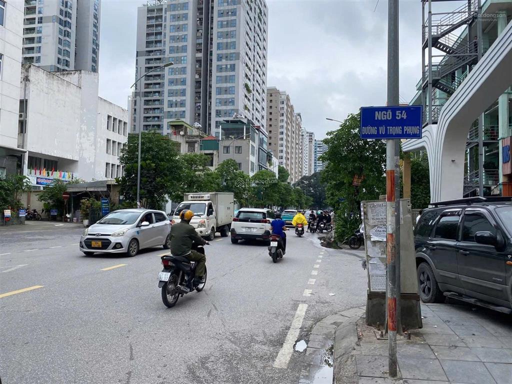 Chính chủ cho thuê nhà nguyên căn ngõ 54 vũ trọng phụng cách phố 3 nhà cạnh cđ công thương