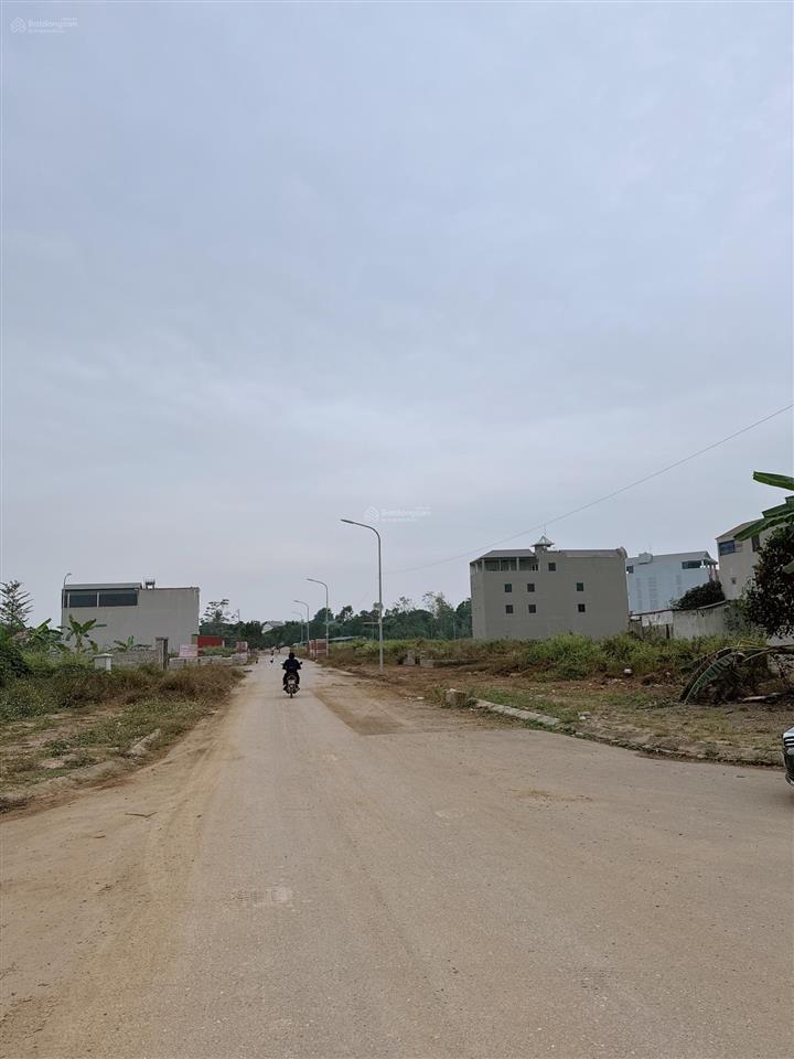 Bán đất chính chủ 120.9m2 khu tđc bình yên