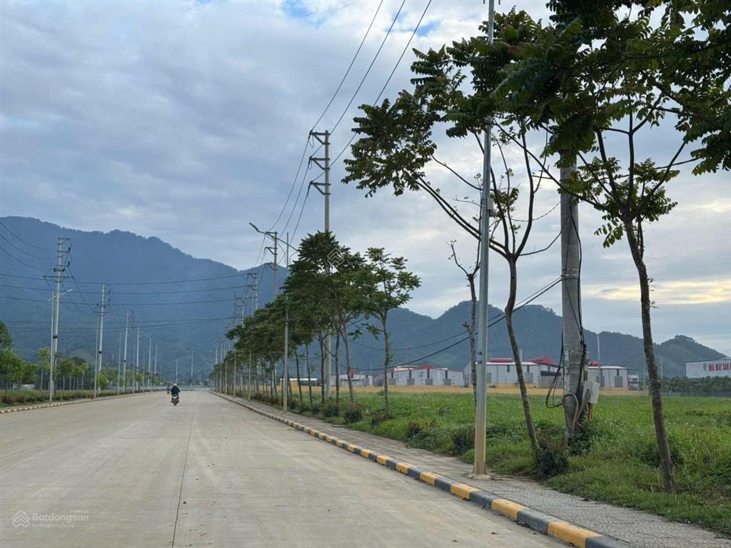 Chính chủ bán 426m2 đất yên trung, thạch thất, hà nội