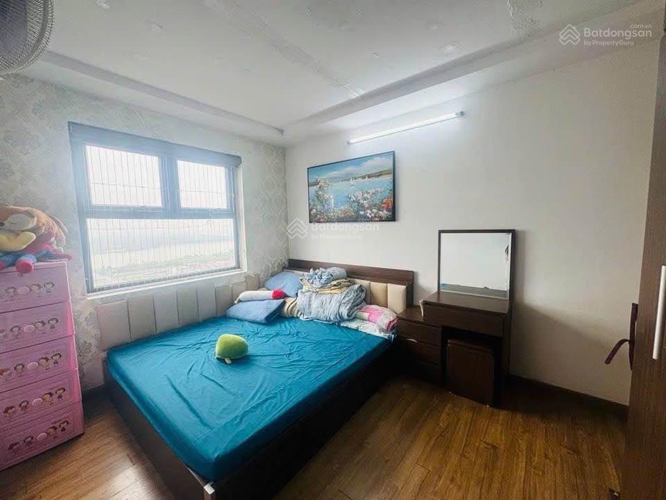Cần bán nhanh căn 3 phòng ngủ ruby3 phúc lợi, long biên. căn góc 70m2 .giá 4.3 tỷ