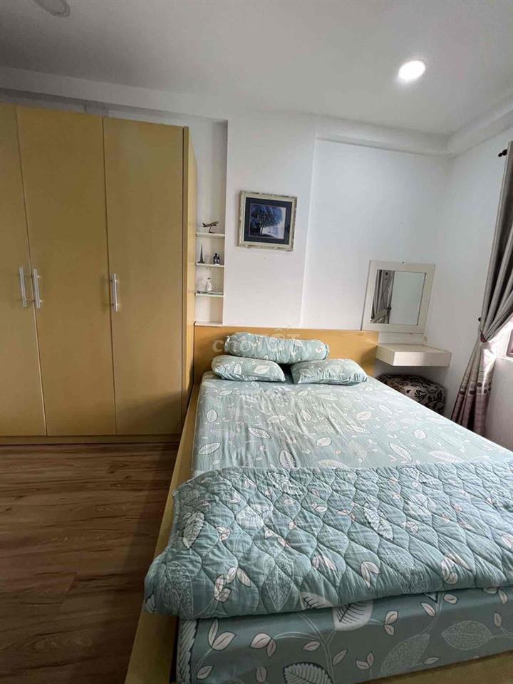 Bán Căn Hộ  Tân Mai 69m2 , 2PN , 2 BC ,Sổ Hồng , Hổ Trợ Vay.