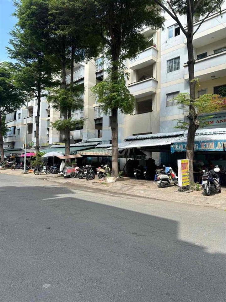 Cho Thuê Căn Hộ Tên Lửa 80m2 , 2PN , 2 WC ,2 Ban Công .