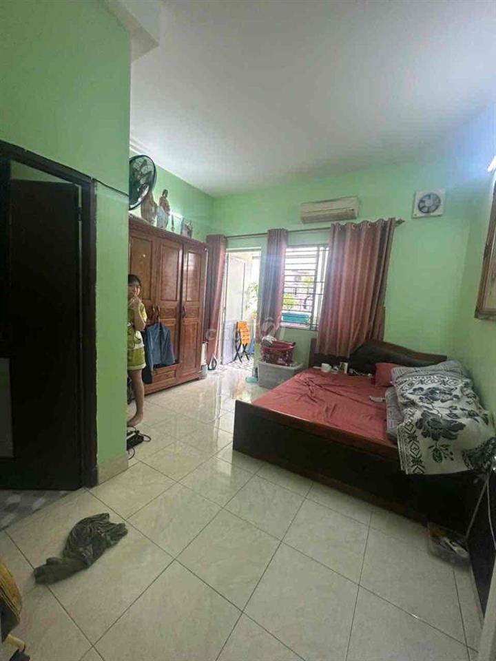 Cho Thuê Căn Hộ Tên Lửa 80m2 , 2PN , 2 WC ,2 Ban Công .