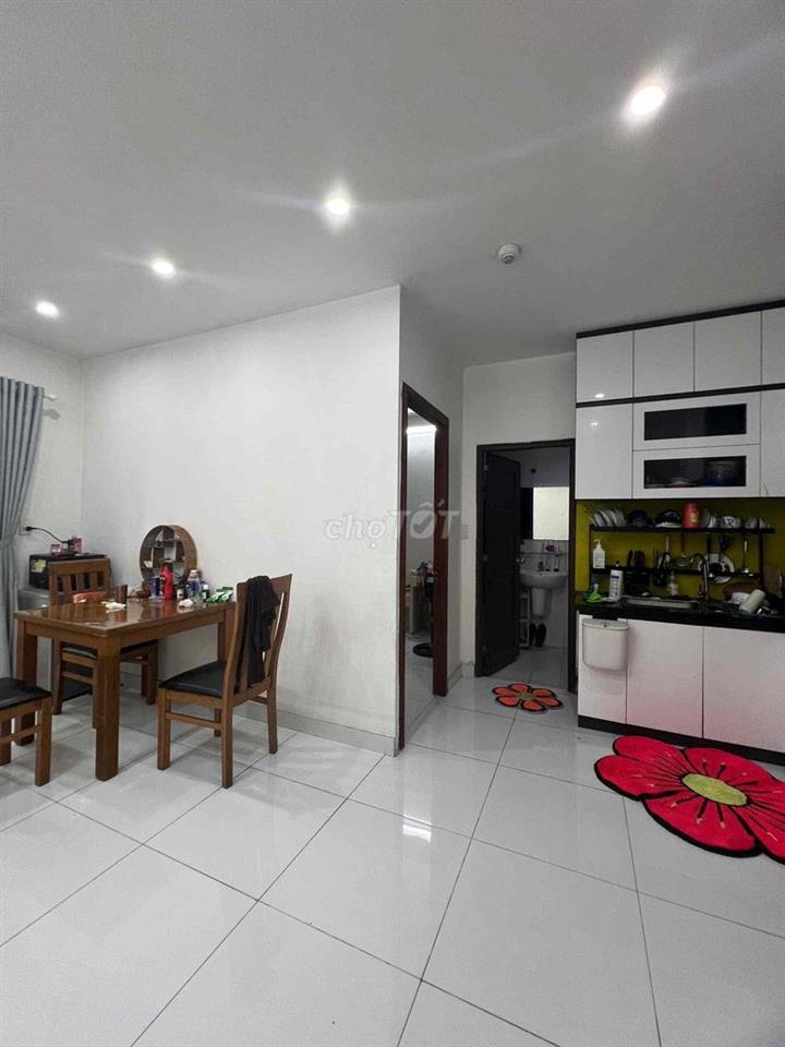 Cho Thuê Căn Hộ Tân Mai 50m2 , 1WC , Nhà Trống .