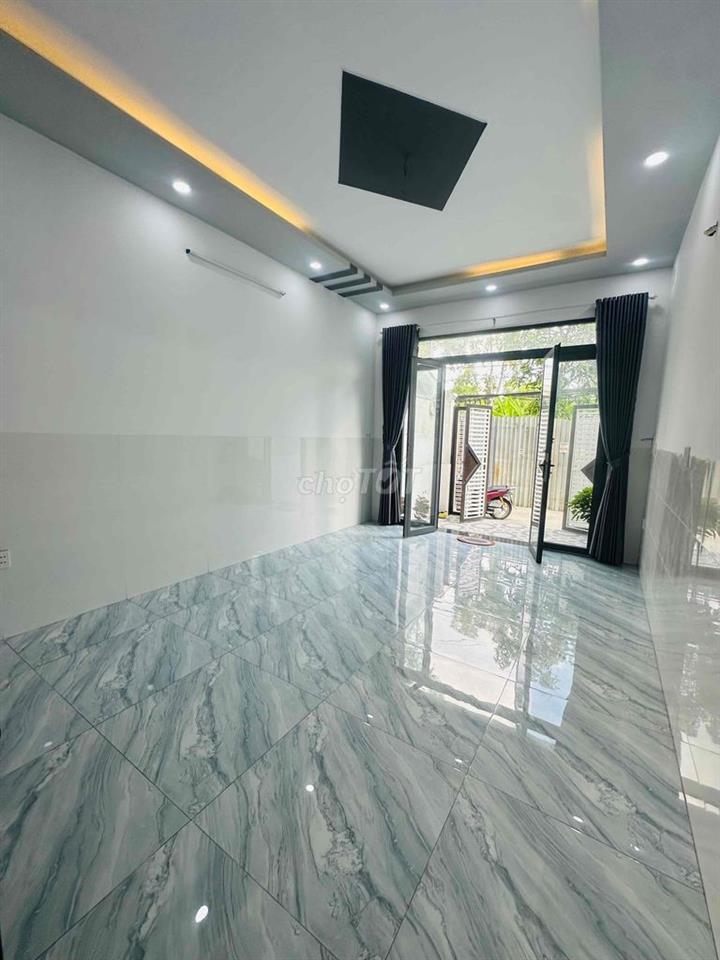 3 Căn Nhà Phố 2 mặt tiền Nguyễn Cửu Phú , DT 4x19 , SHR .