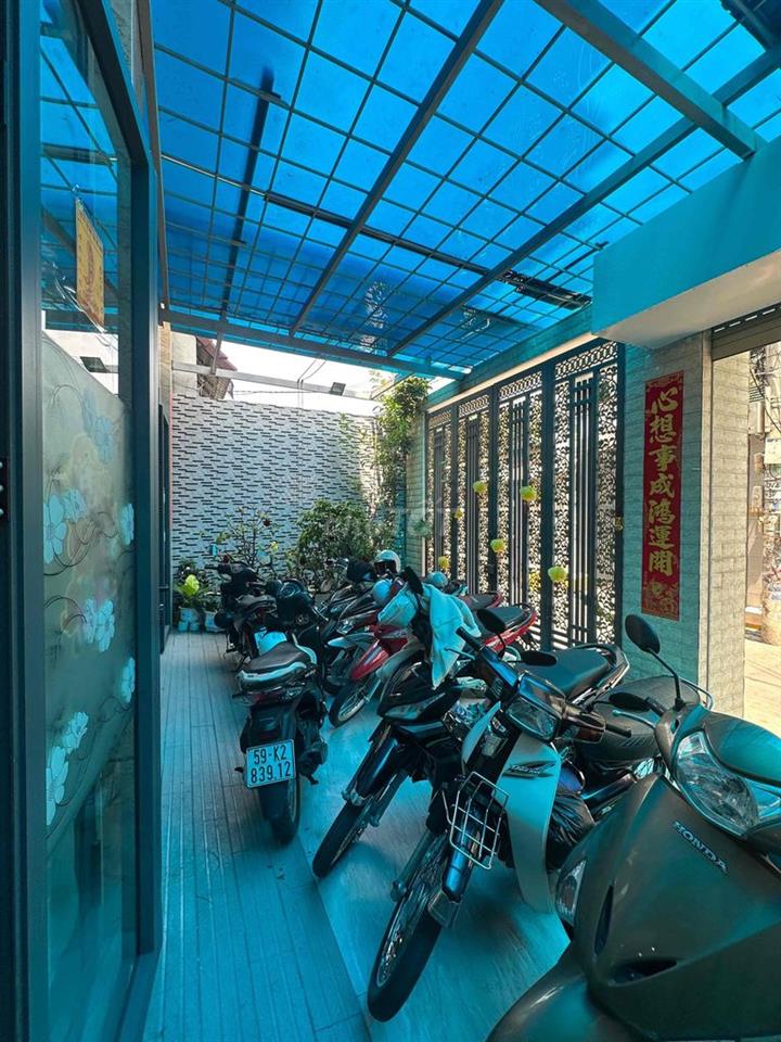 Biệt Thự mini An Dương Vương , DT 9x13 , dtsd 368m2 , SHR .