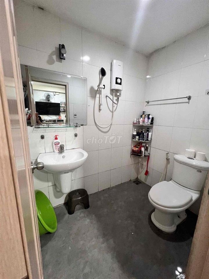 Cho Thuê Căn Hộ Tân Mai 67m2 ,2PN , Giá Rẻ .