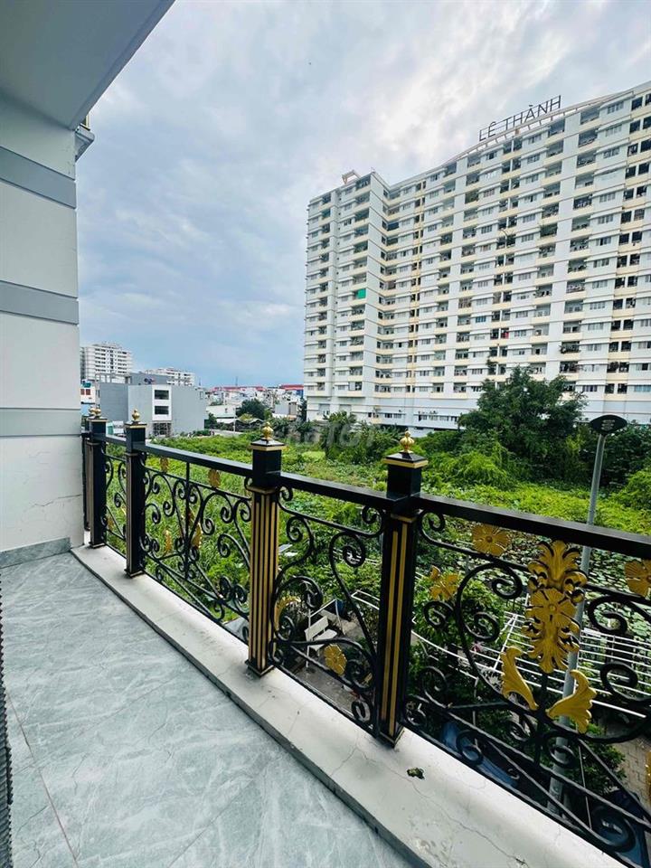 Nhà phố cao cấp Luxhome An Dương Vương , View Công Viên ,DT 220m2 ,SHR