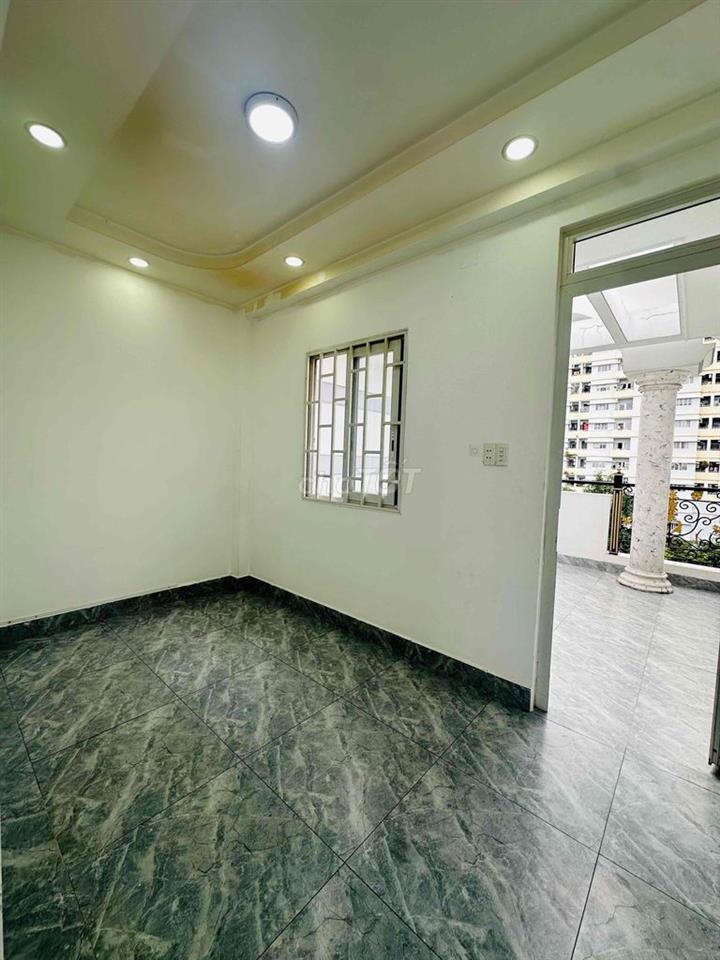 Nhà phố cao cấp Luxhome An Dương Vương , View Công Viên ,DT 220m2 ,SHR