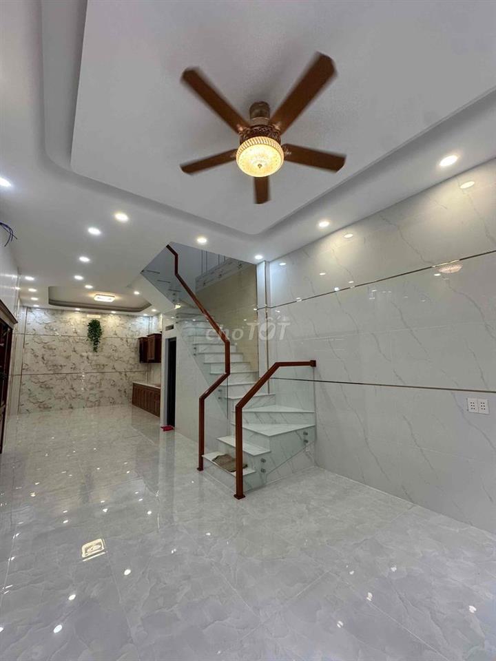 NHÀ PHỐ HIỆN ĐẠI AN DƯƠNG VƯƠNG , 4PN ,5 WC ,SHR ,Ở NGAY