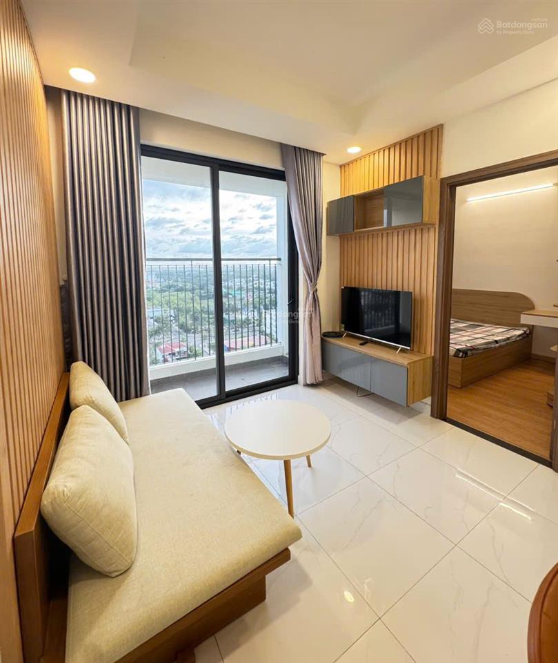 Cho thuê căn hộ cao cấp 2pn 2wc osimi phú mỹ  tầng cao view cảng  nội thất mới, dọn vào ở ngay
