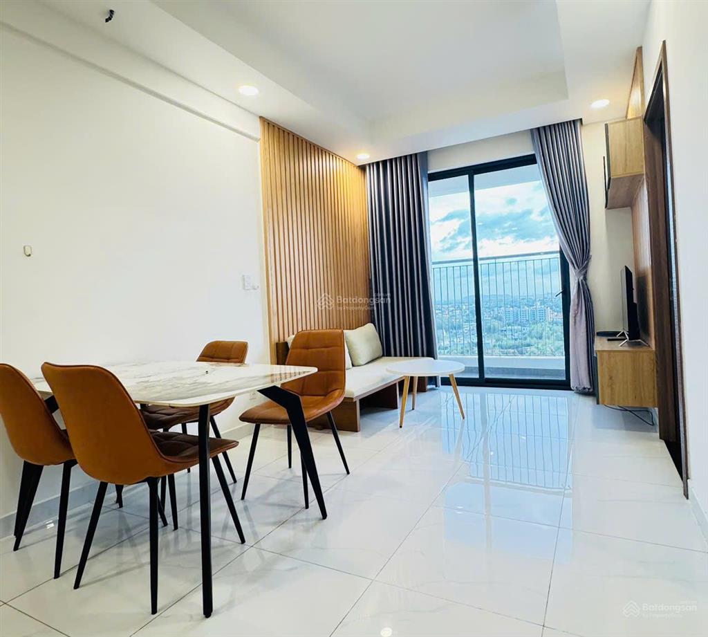 Cho thuê căn hộ cao cấp 2pn 2wc osimi phú mỹ  tầng cao view cảng  nội thất mới, dọn vào ở ngay