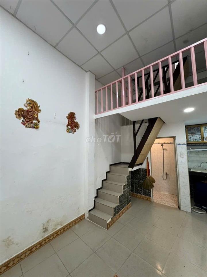 Cho thuê Nhà Nguyên căn  Hẻm 49  giá thuê  5,500,000   vnd