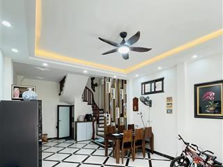 Bán nhà khương đình  thanh xuân  36m2 xây 5 tầng  ngõ rộng, 20m ra đường oto tránh, giá 7 tỷ...