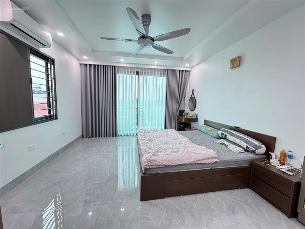 Bán nhà khương đình  thanh xuân  36m2 xây 5 tầng  ngõ rộng, 20m ra đường oto tránh, giá 7 tỷ...