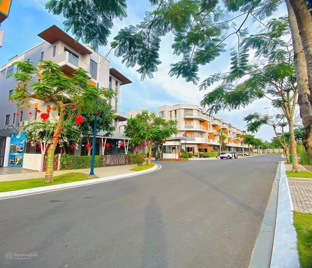 Bán nhà phố kdc lovera premier khang điền. dt 5x15m (4 tầng), giá 8.1 tỷ, sổ hồng riêng