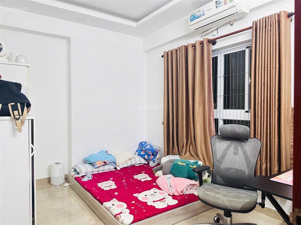 Bán căn hộ idico tân phú  ngay đầm sen. dt 62m2/2pn + 2wc, giá 3tỷ150, sổ hồng riêng