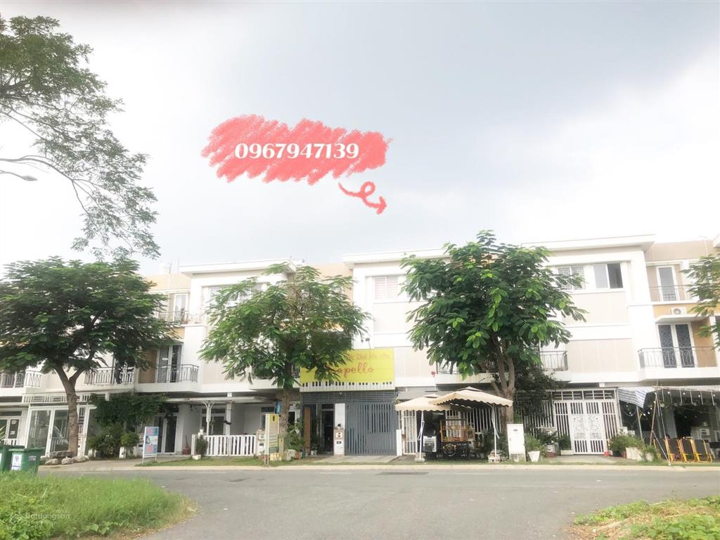 Cho thuê nhà phố lovera park giá chỉ 10 triệu/tháng, dt 5 x 15m, giá thuê 10tr/tháng