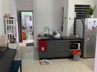 Bán chung cư thanh niên  đường bàu cát 2, tân bình, dt 53m2/2pn+2wc. giá 2 tỷ 6, sổ hồng riêng.
