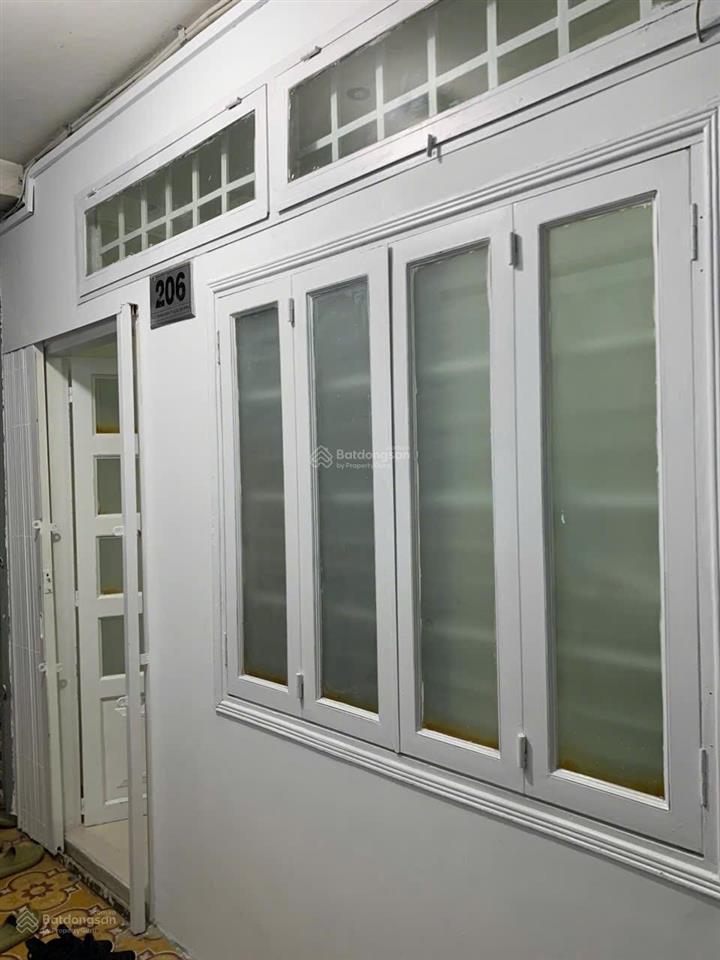 Bán chung cư thanh niên  đường bàu cát 2, tân bình, dt 53m2/2pn+2wc. giá 2 tỷ 6, sổ hồng riêng.
