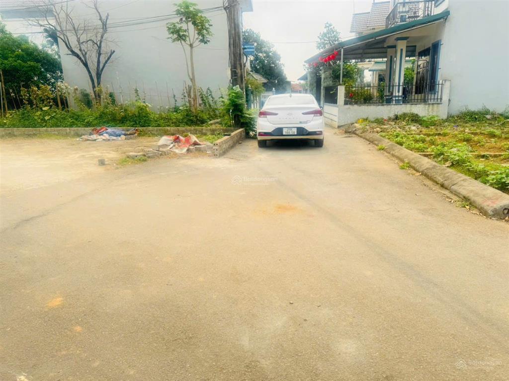 Tài chính nhỉnh 2tỷ có ngay lô góc 60m2 gần công nghệ cao hoà lạc