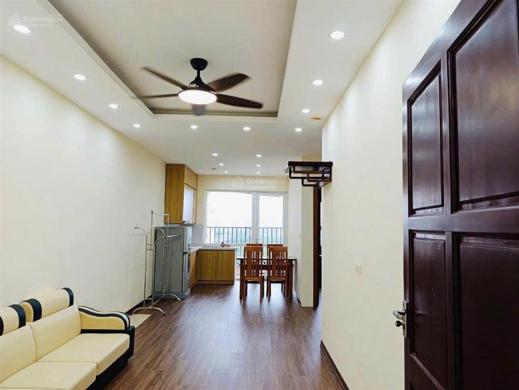 Cắt lỗ 200 triệu bán nhanh căn 2n1wc chung cư phenikaa full nội thất giá 2 tỷ 250