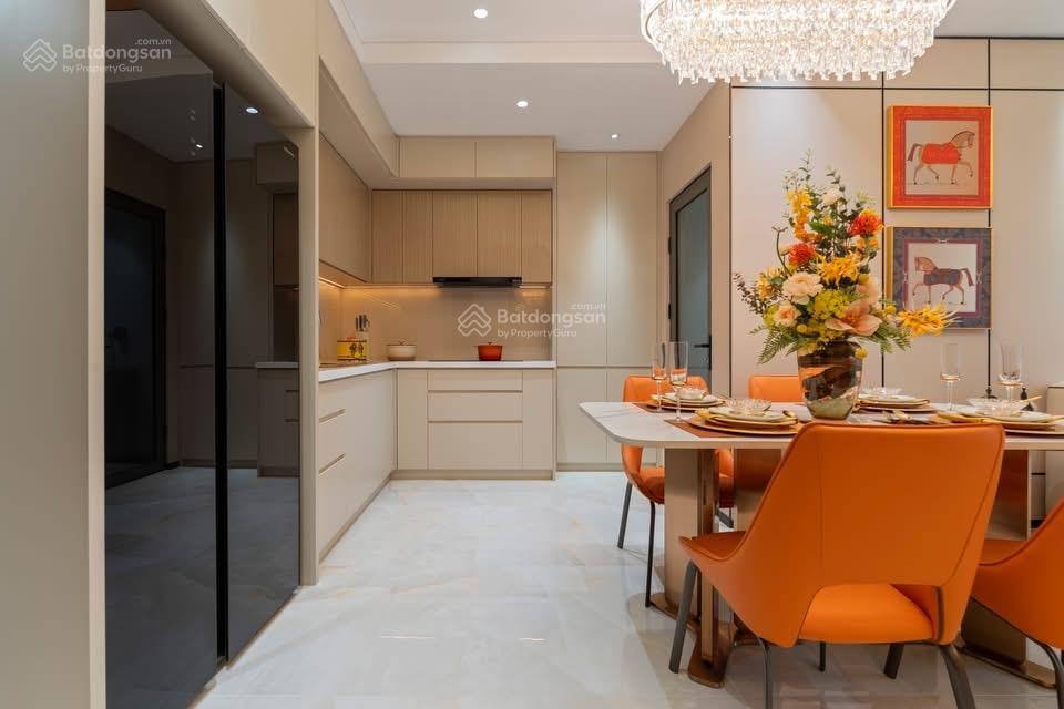 Hàng trực tiếp pmh, chỉ 600tr sở hữu căn hộ 2pn, view sân golf, xem nhà 24/24