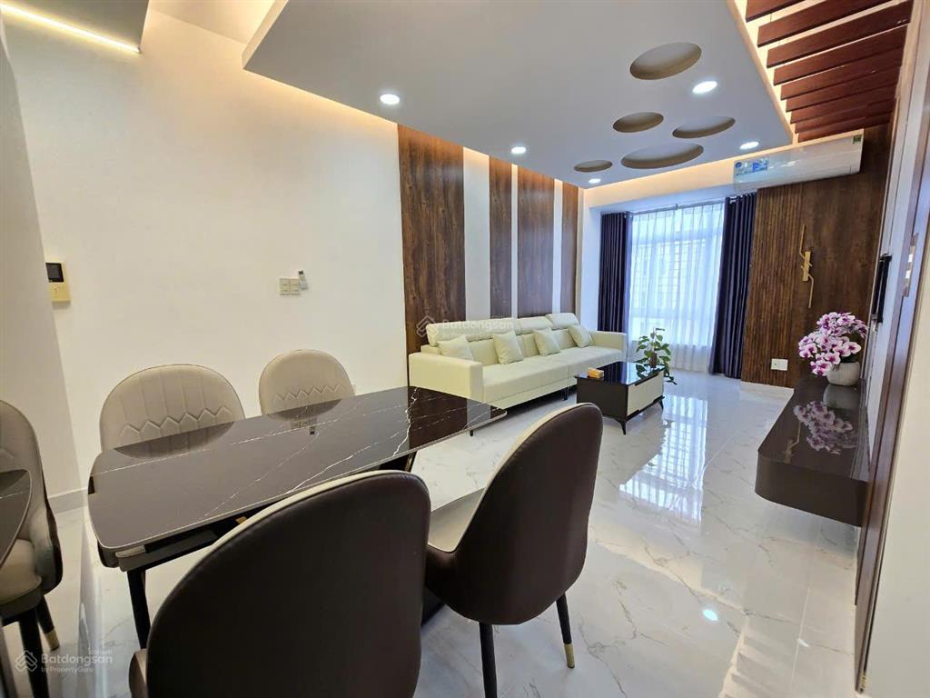 Bán căn 2pn, 2wc, giá hời sky garden 3, dt 69m2  phú mỹ hưng chỉ 5.2 tỷ