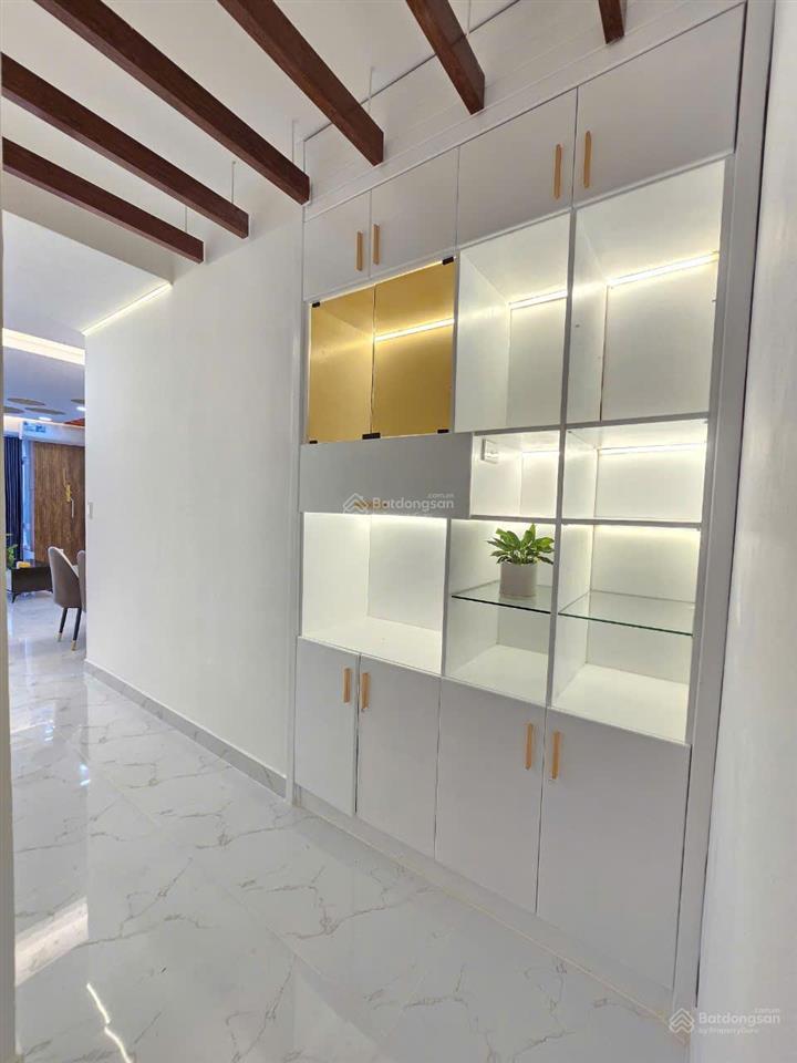 Bán căn 2pn, 2wc, giá hời sky garden 3, dt 69m2  phú mỹ hưng chỉ 5.2 tỷ