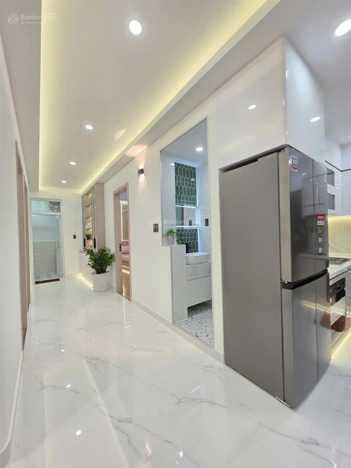 Bán căn 3pn, 2wc sky garden 3 mới decor giá siêu rẻ chỉ 6.550 tỷ có hđ thuê 30 triệu ổn định