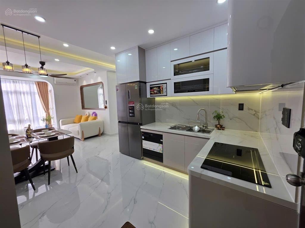 Bán căn 3pn, 2wc sky garden 3 mới decor giá siêu rẻ chỉ 6.550 tỷ có hđ thuê 30 triệu ổn định