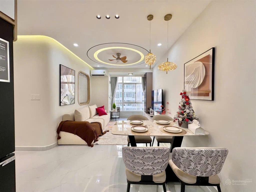 Bán căn 3pn, 2wc sky garden 3, phú mỹ hưng mới decor chỉ 6,550 tỷ