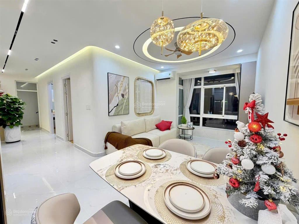 Bán căn 3pn, 2wc sky garden 3, phú mỹ hưng mới decor chỉ 6,550 tỷ