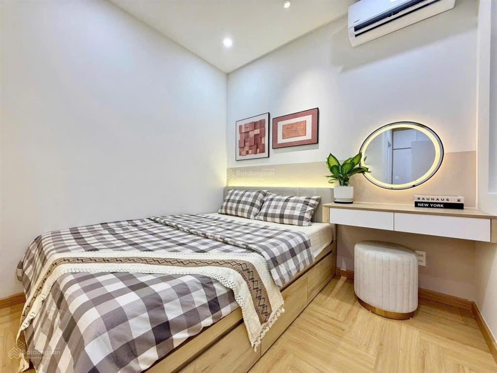 Bán căn 3pn, 2wc sky garden 3, phú mỹ hưng mới decor chỉ 6,550 tỷ