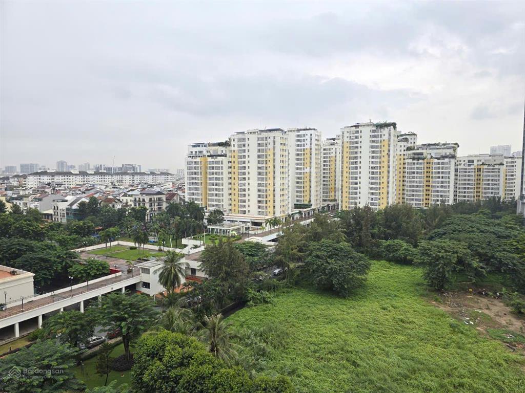Bán rẻ căn view hồ bơi, 2pn, 1wc sky garden 3 phú mỹ hưng chỉ 5.150 tỷ