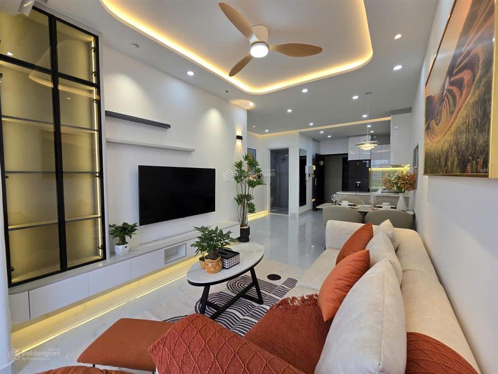 Bán rẻ căn view hồ bơi, 2pn, 1wc sky garden 3 phú mỹ hưng chỉ 5.150 tỷ
