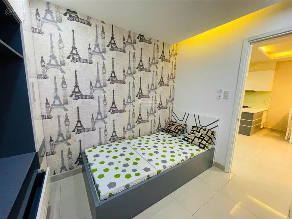 Bán căn view hồ bơi 2pn, 1wc giá tốt sky garden 3 phú mỹ hưng giá 4.950 tỷ