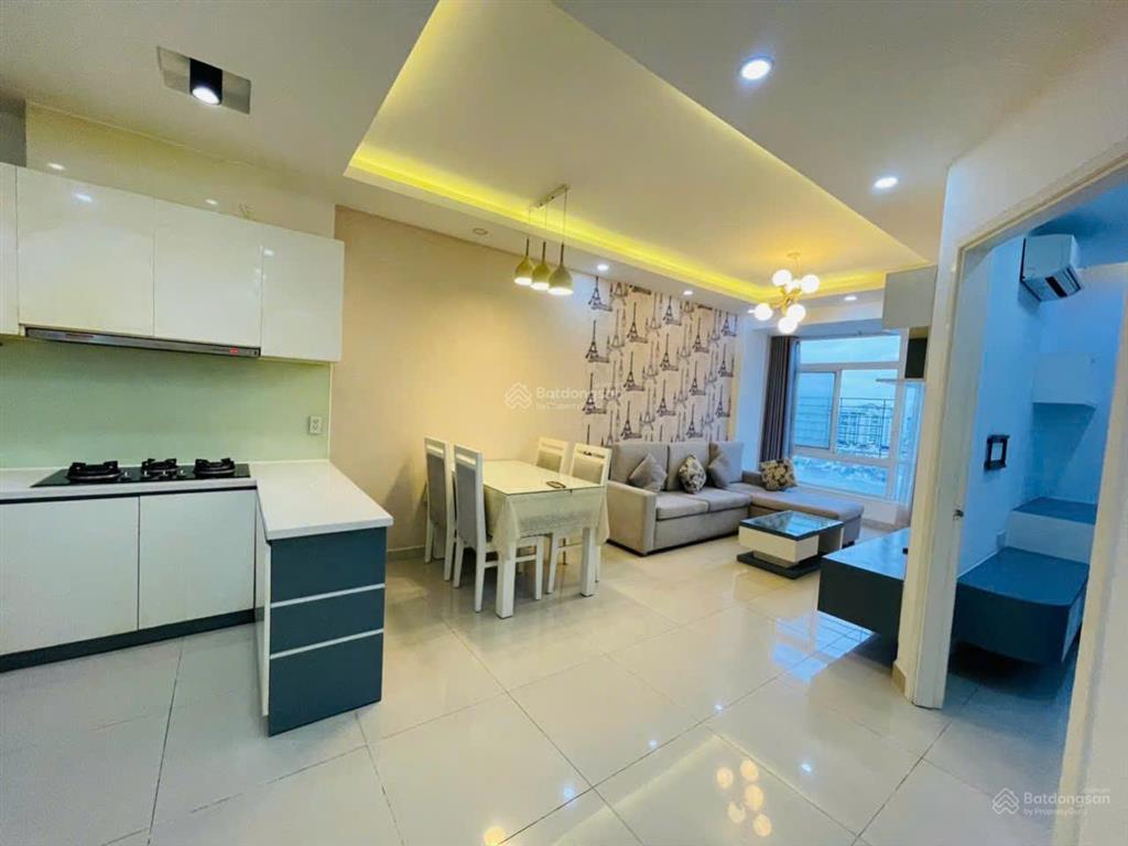 Bán căn view hồ bơi 2pn, 1wc giá tốt sky garden 3 phú mỹ hưng giá 4.950 tỷ