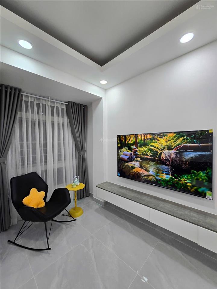 Bán căn 3pn, 2wc, dt 81m2  sky garden 2  phú mỹ hưng