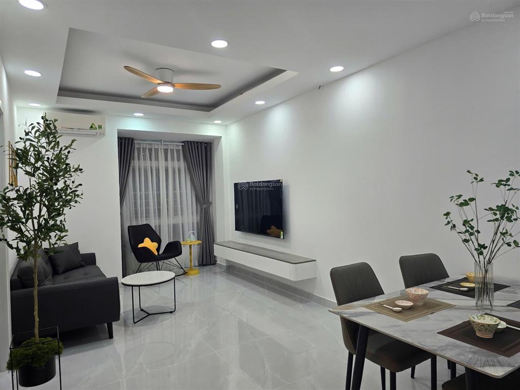 Bán căn 3pn, 2wc, dt 81m2  sky garden 2  phú mỹ hưng