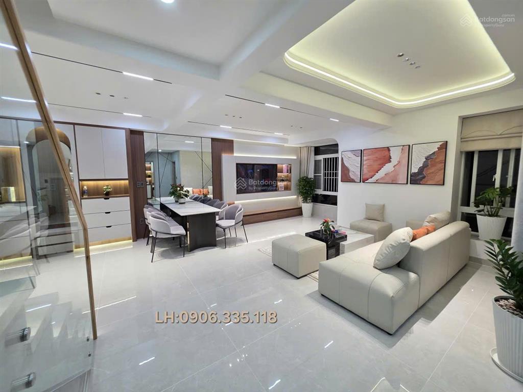 Cực hot  bán penthouse sky garden 3 phú mỹ hưng  view landmark 81