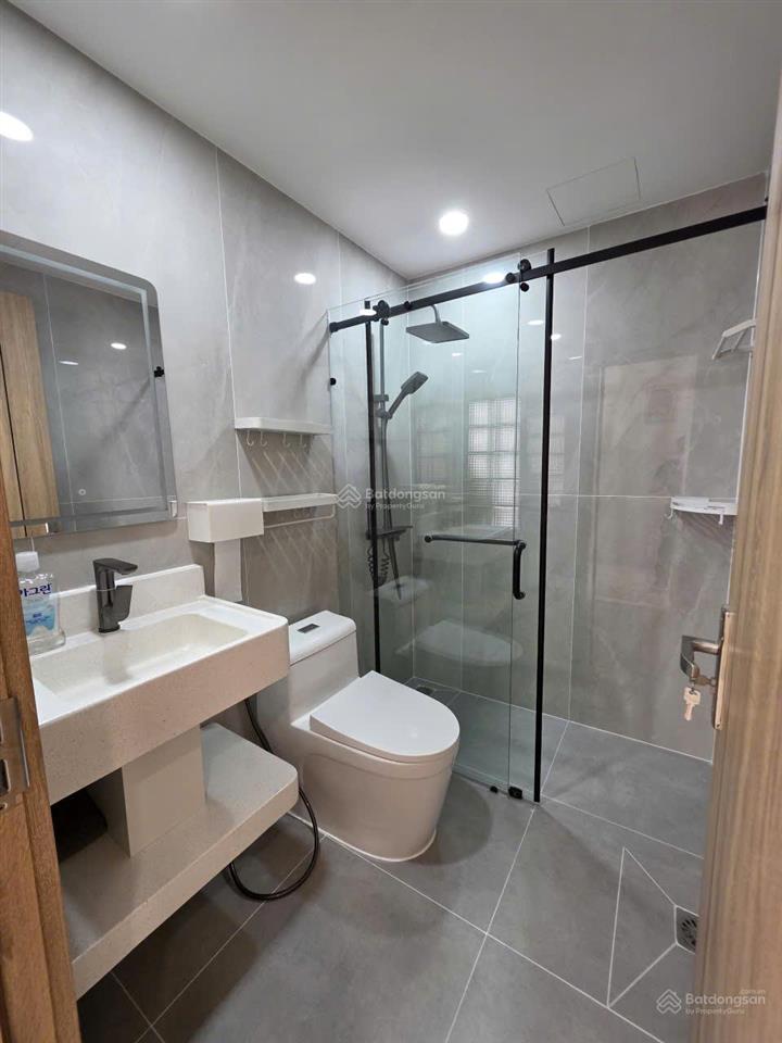 Bán và cho thuê căn góc 3pn2wc sky garden 3  phú mỹ hưng chỉ 6,6 tỷ