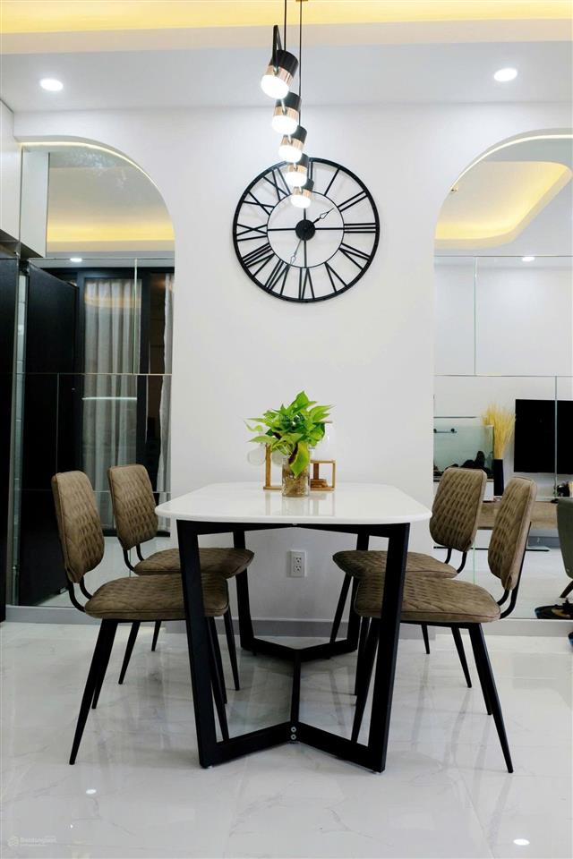 Bán căn 2pn,2wc saigon shouth  phú mỹ hưng chỉ  5.950 tỷ